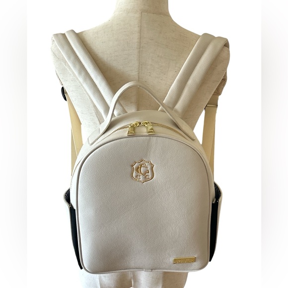 Hathway Stewart Handbags - HATHWAY STEWART Elegant Golf & Leisure Backpack Neutral Cream Gold Hardware NWOT